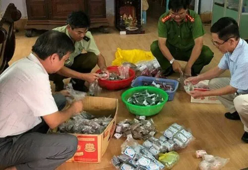 Có nên dùng thuốc đông y không rõ nguồn gốc? 15 co nen dung thuoc dong y khong ro nguon goc 6855099773239